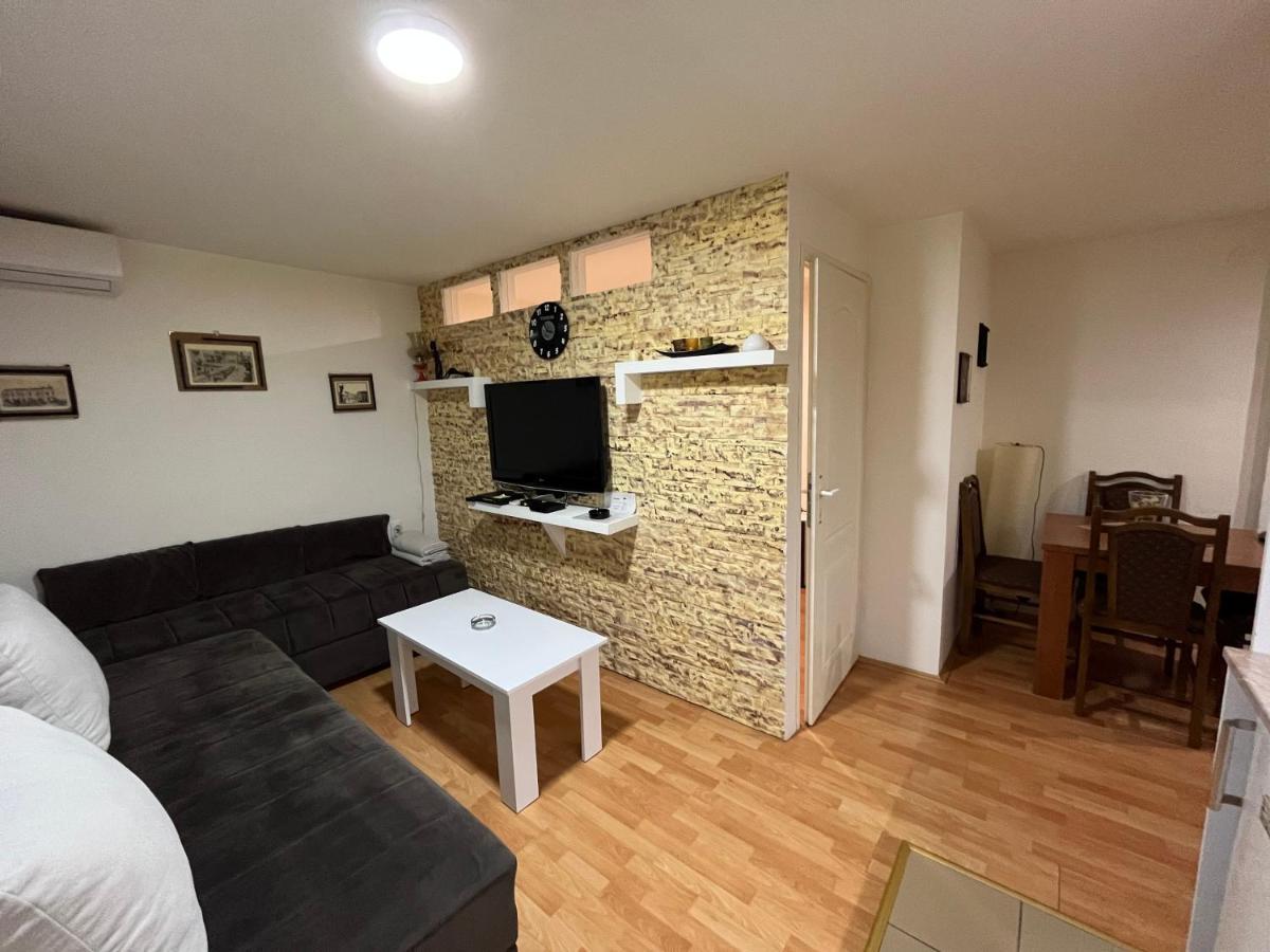 Carapan Apartment Крушевац Екстериор снимка